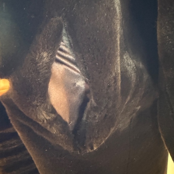 Vintage 90s Elegant full-length faux-fur coat in deep espresso/chocolate - Picture 11 of 14